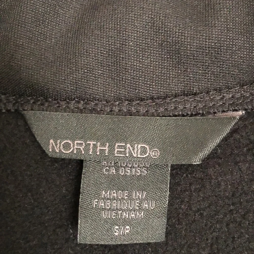 New Women’s North End lightweight jacket.  Size S.  Reflective strips. Black.